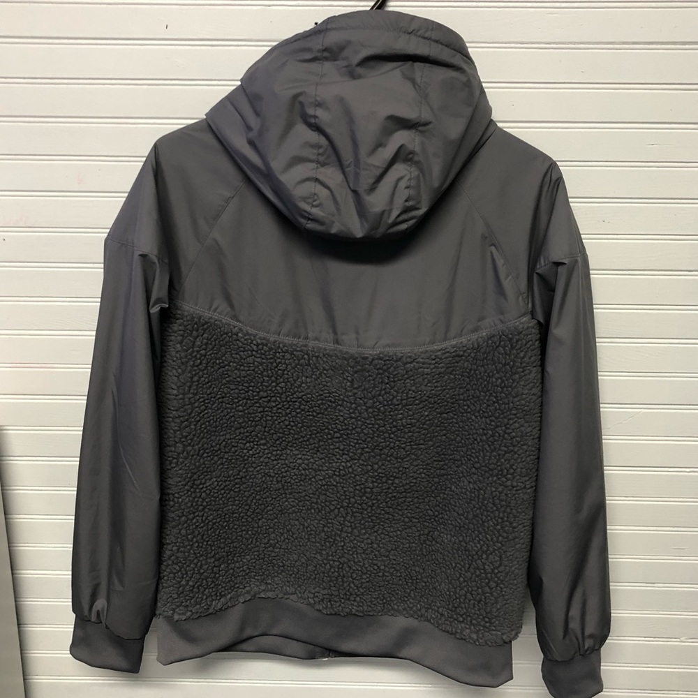 Nike spring/fall jacket - Picture 2 of 3